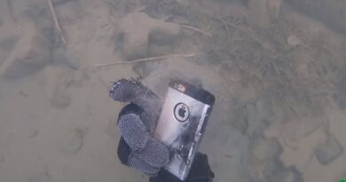 iphone-11-ritrovato-in-fondo-al-lago