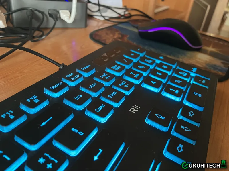 Set Tastiera E Mouse Wireless Retroilluminato 2.4G – 7 Colori E 2 Modalità, Leggero Per PC E Tablet