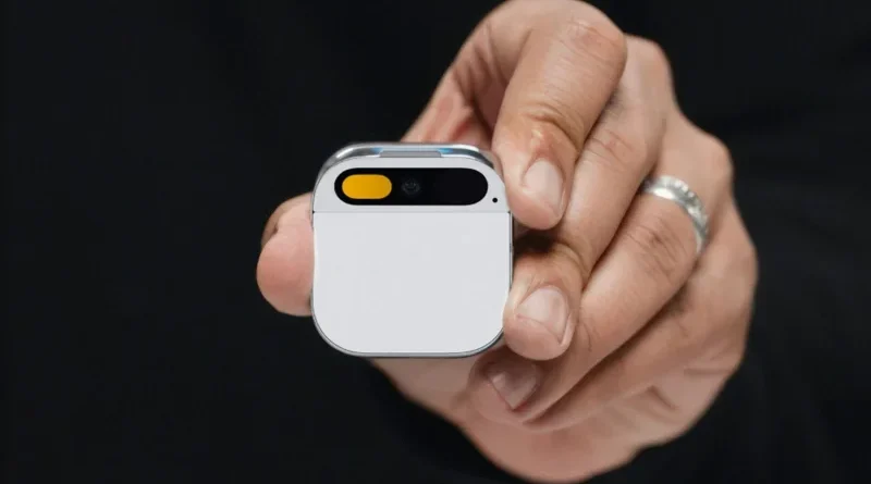 Humane AI Pin