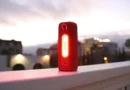 JBL lancia Grip, lo speaker anti-caduta che si trasforma in luce notturna