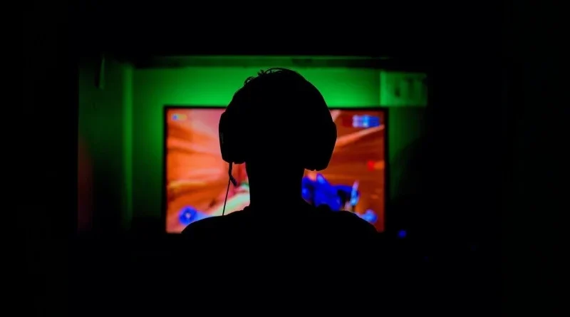 La tv per i giovani è un pezzo da museo, ora è tempo del gaming